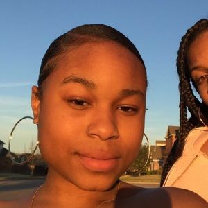 Meet your Posher, Jada